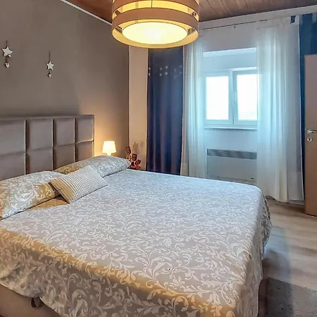 Gorgeous In With Kitchen * Rabac