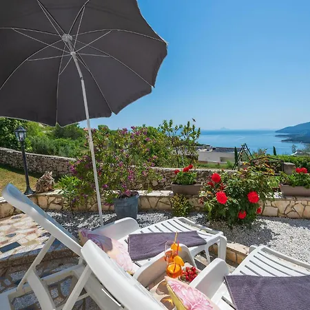 Gorgeous In With Kitchen Apartment Rabac
