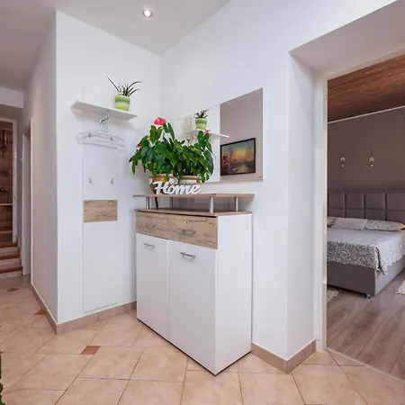 Gorgeous In With Kitchen *
