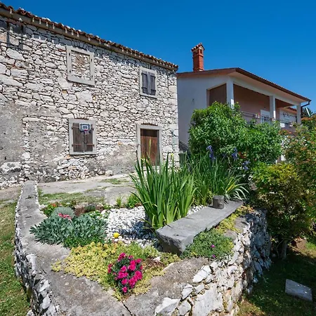 Gorgeous In With Kitchen Apartment Rabac